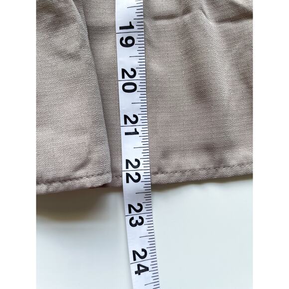 Women's Paper Crane Taupe Smocked Long Sleeve Top Size Large - Picture 5 of 6